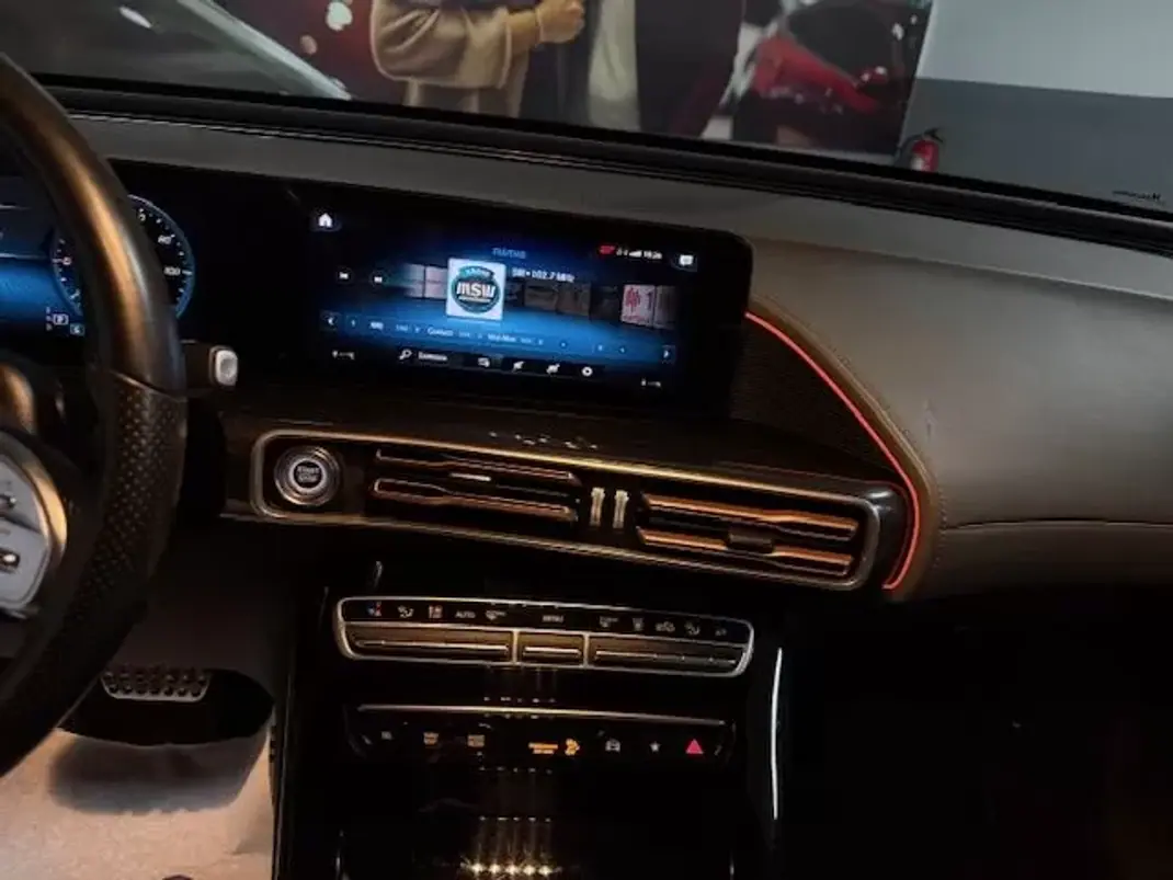 Mercedes-Benz EQC 2022 - 34750 EUR, 153419 km - AUTO.MOTO.pt - 153419km - foto 14 de 19