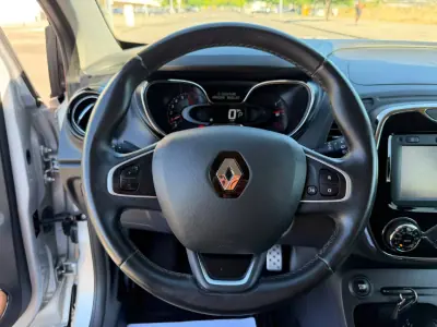 Renault Captur 2016 - 12250 EUR, 79550 km - 79550km - foto 7 de 24