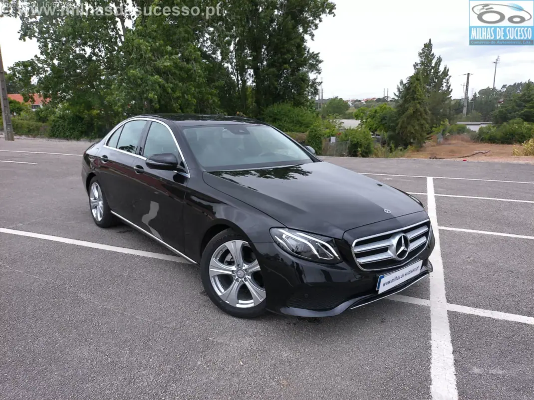 Mercedes-Benz E 220 2017 - 24500 EUR, 181000 km - AUTO.MOTO.pt - 181000km - foto 8 de 20