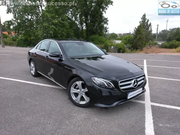 Mercedes-Benz E 220 2017 - 24500 EUR, 181000 km - AUTO.MOTO.pt - 181000km - foto 8 de 20