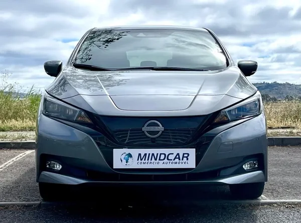 Nissan Leaf 2022 - 24280 EUR, 11090 km - AUTO.MOTO.pt - 11090km - foto 4 de 38