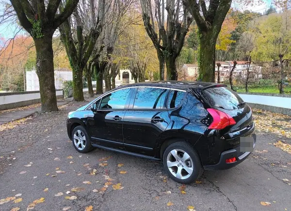 Peugeot 3008 2011