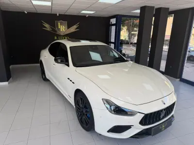 Maserati Ghibli 2021 - 62500 EUR, 45000 km - 45000km - foto 3 de 51