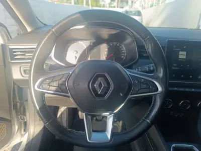 Renault Clio 2019 - 10900 EUR, 199948 km - AUTO.MOTO.pt - 199948km - foto 25 de 27