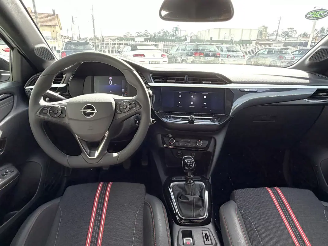 Opel Corsa 2024 - 16450 EUR, 46041 km - 46041km - foto 14 de 15