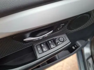 BMW 218 2014 - 8500 EUR, 490000 km - AUTO.MOTO.pt - 490000km - foto 16 de 33