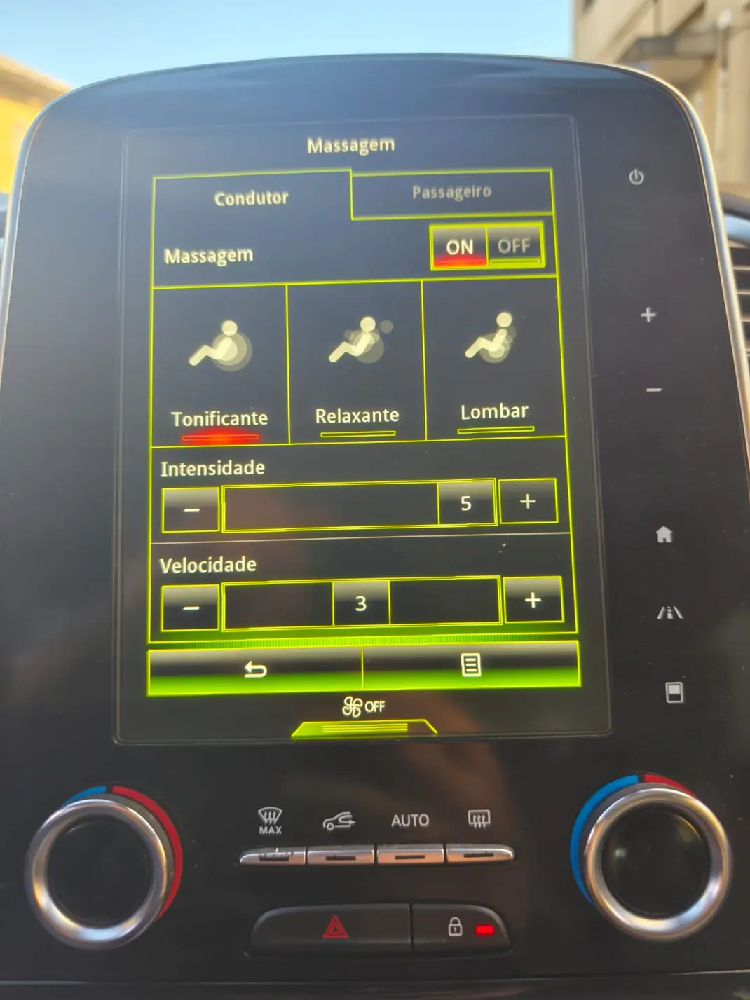 Renault Espace 2016 - 16450 EUR, 171955 km - AUTO.MOTO.pt - 171955km - foto 9 de 31