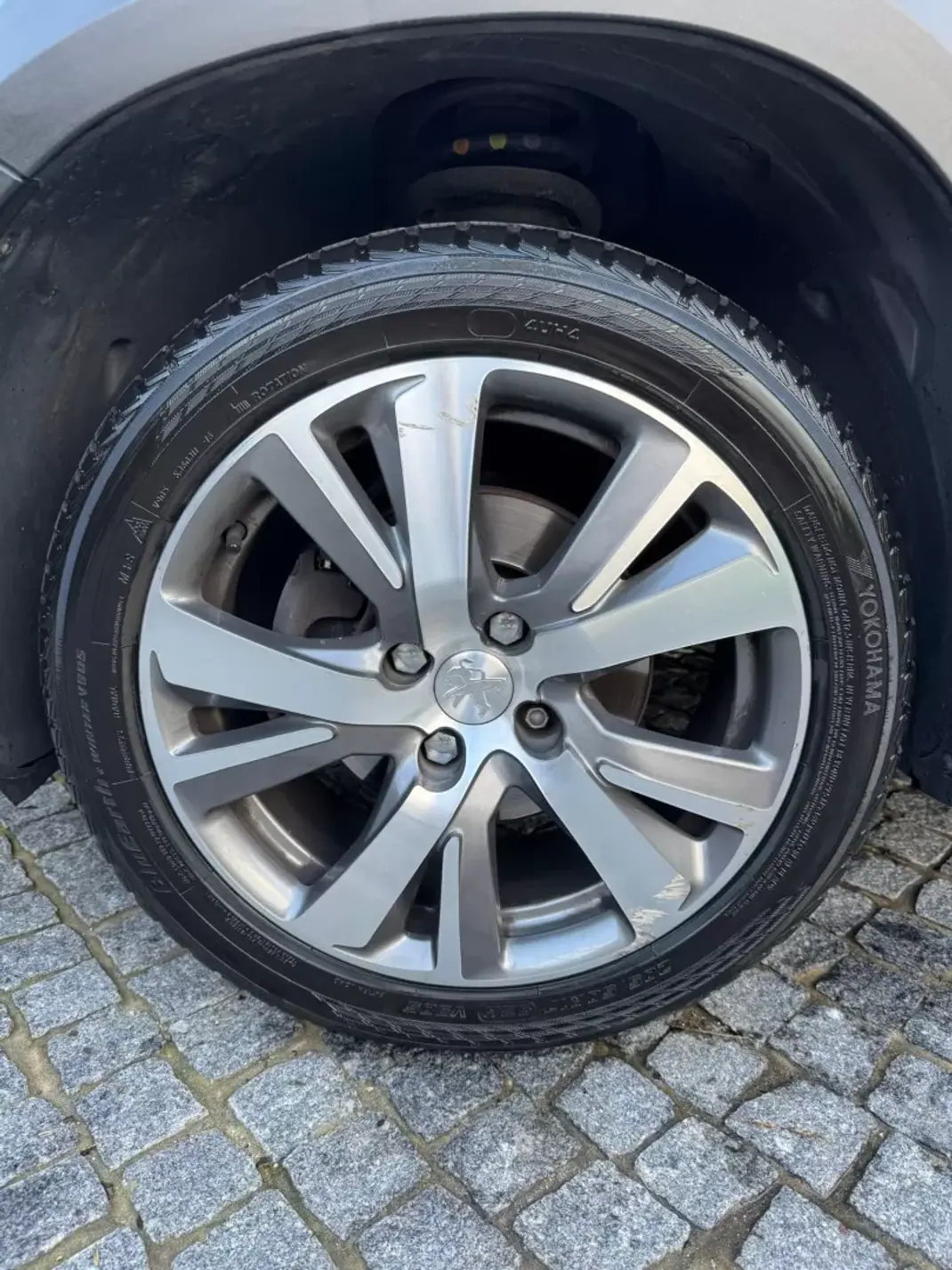 Peugeot 2008 2019 - 13900 EUR, 126000 km - AUTO.MOTO.pt - 126000km - foto 7 de 20