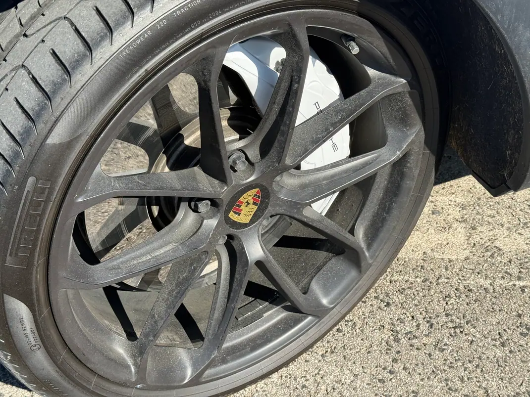Porsche Cayenne Coupé 2020 - 55990 EUR, 184520 km - AUTO.MOTO.pt - 184520km - foto 13 de 20
