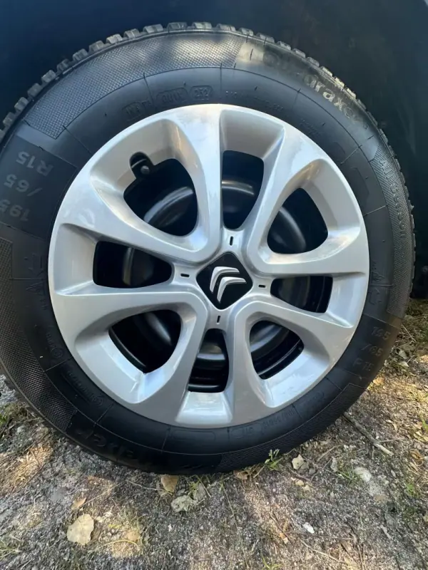 Citroën C3 2018 - 8200 EUR, 117000 km - AUTO.MOTO.pt - 117000km - foto 10 de 10