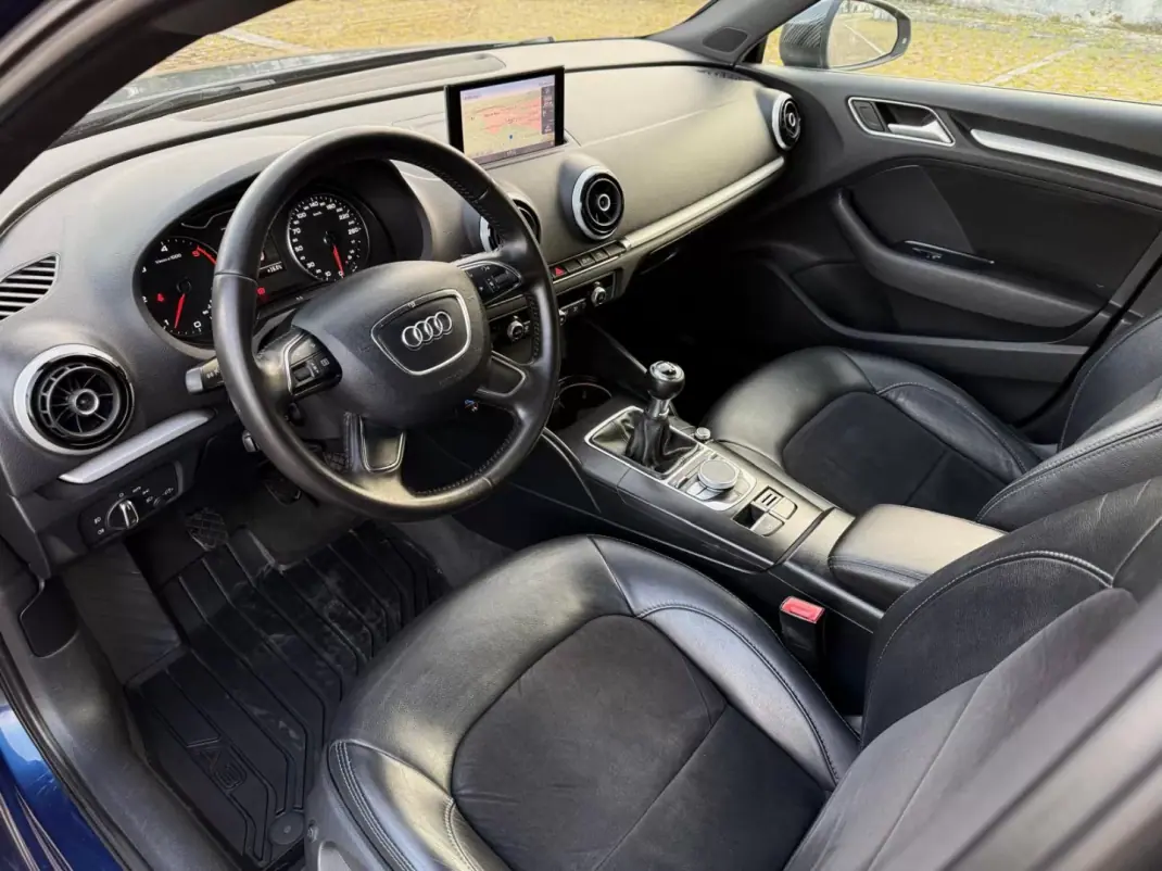 Audi A3 Sportback 2013 - 13500 EUR, 207000 km - AUTO.MOTO.pt - 207000km - foto 4 de 18