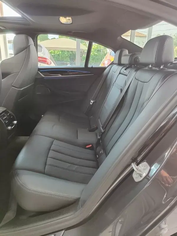 BMW 530e 2022 - 38500 EUR, 34000 km - AUTO.MOTO.pt - 34000km - foto 14 de 46