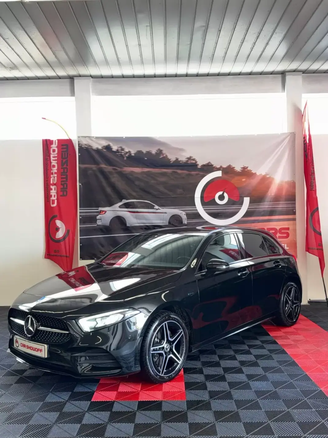 Mercedes-Benz A 250e 2020 - 24900 EUR, 142000 km - 142000km - foto 3 de 9