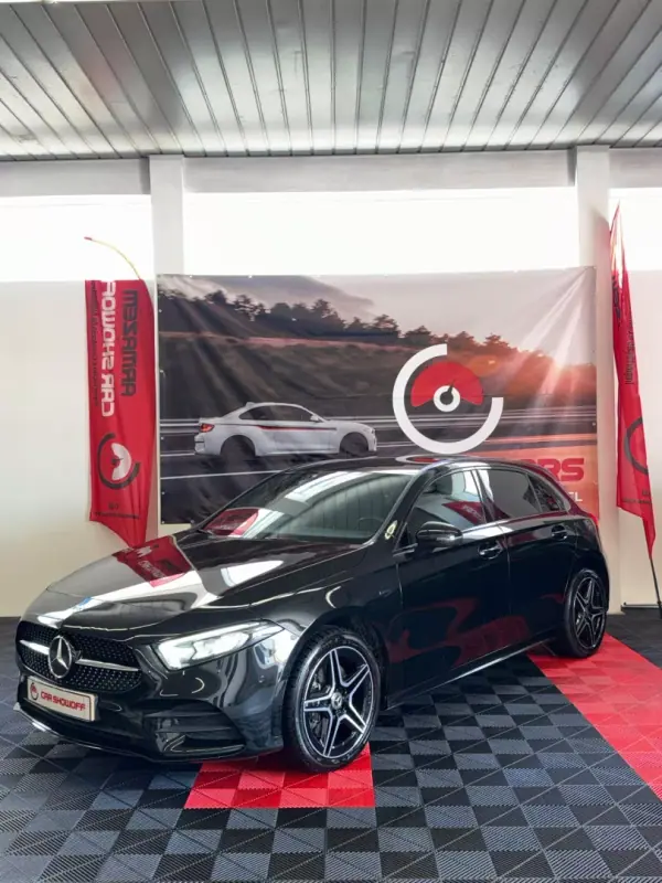 Mercedes-Benz A 250e 2020 - 24900 EUR, 142000 km - AUTO.MOTO.pt - 142000km - foto 3 de 9
