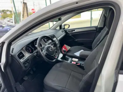Volkswagen Golf 2015 - 14990 EUR, 222570 km - foto 4 de 8