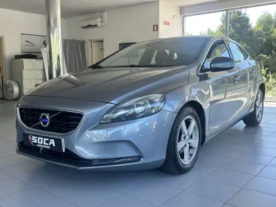 Volvo V40 2014 - 9840 EUR, 209700 km - 209700km - foto 4 de 23
