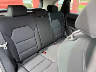 Mercedes-Benz B 180 2014 - 11900 EUR, 259000 km - AUTO.MOTO.pt - 259000km - foto 13 de 17
