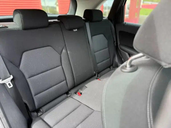 Mercedes-Benz B 180 2014 - 11900 EUR, 259000 km - AUTO.MOTO.pt - 259000km - foto 13 de 17