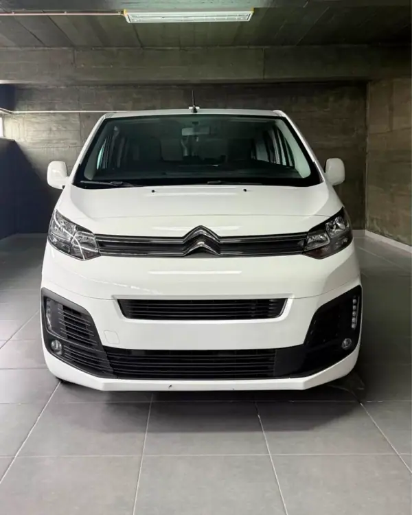 Citroën Jumpy 2021 - 26500 EUR, 96600 km - AUTO.MOTO.pt - 96600km - foto 2 de 15