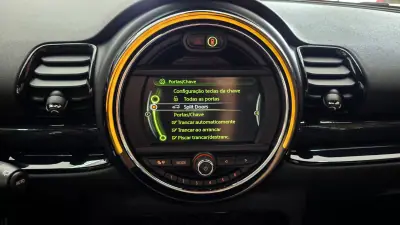 MINI Clubman 2017 - 13890 EUR, 159999 km - AUTO.MOTO.pt - 159999km - foto 35 de 51