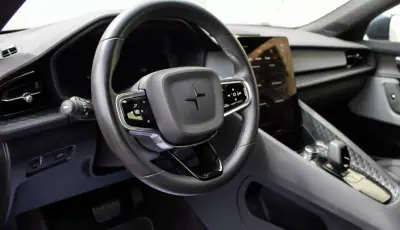 Polestar 2 2021 - 22500 EUR, 138000 km - AUTO.MOTO.pt - 138000km - foto 13 de 46