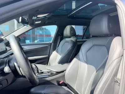 BMW 520 2019 - 33900 EUR, 85000 km - AUTO.MOTO.pt - 85000km - foto 9 de 13