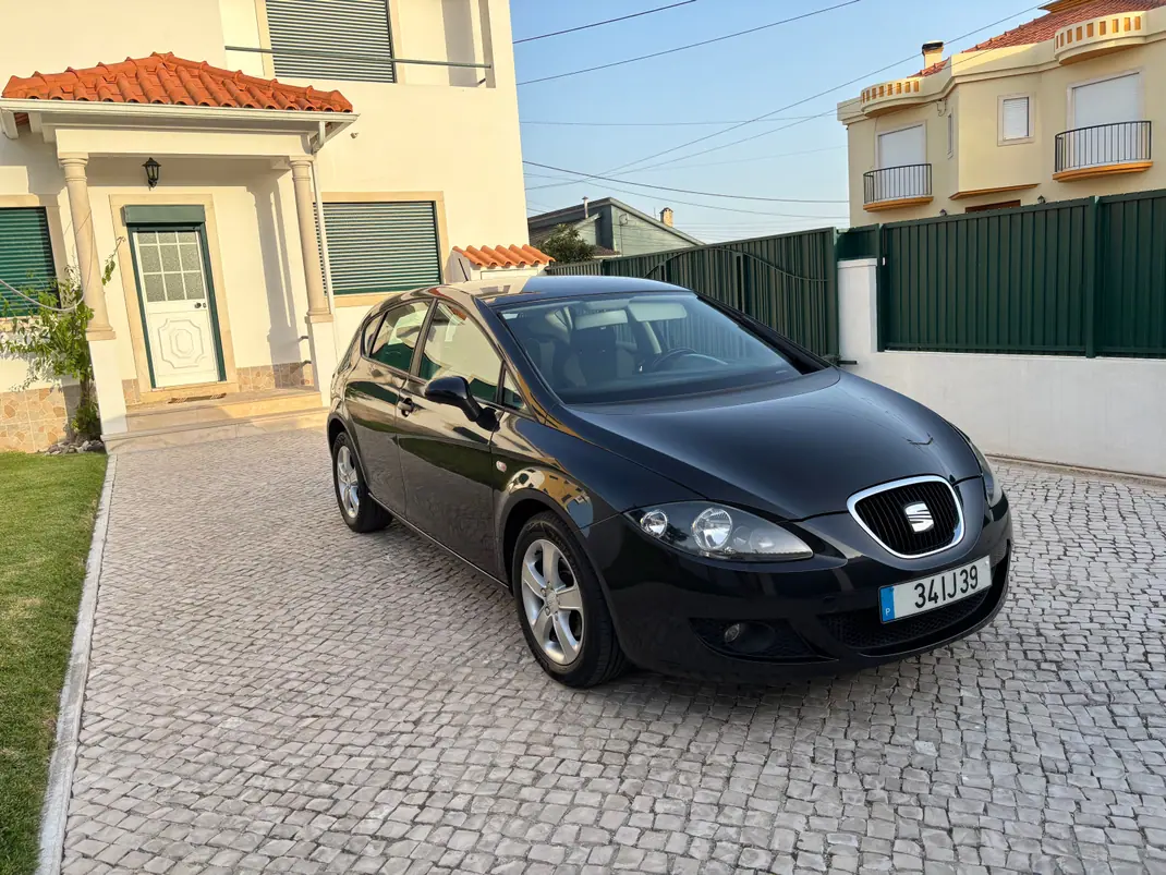 SEAT Leon 2008 - 6800 EUR, 179650 km - 179650km - foto 5 de 14