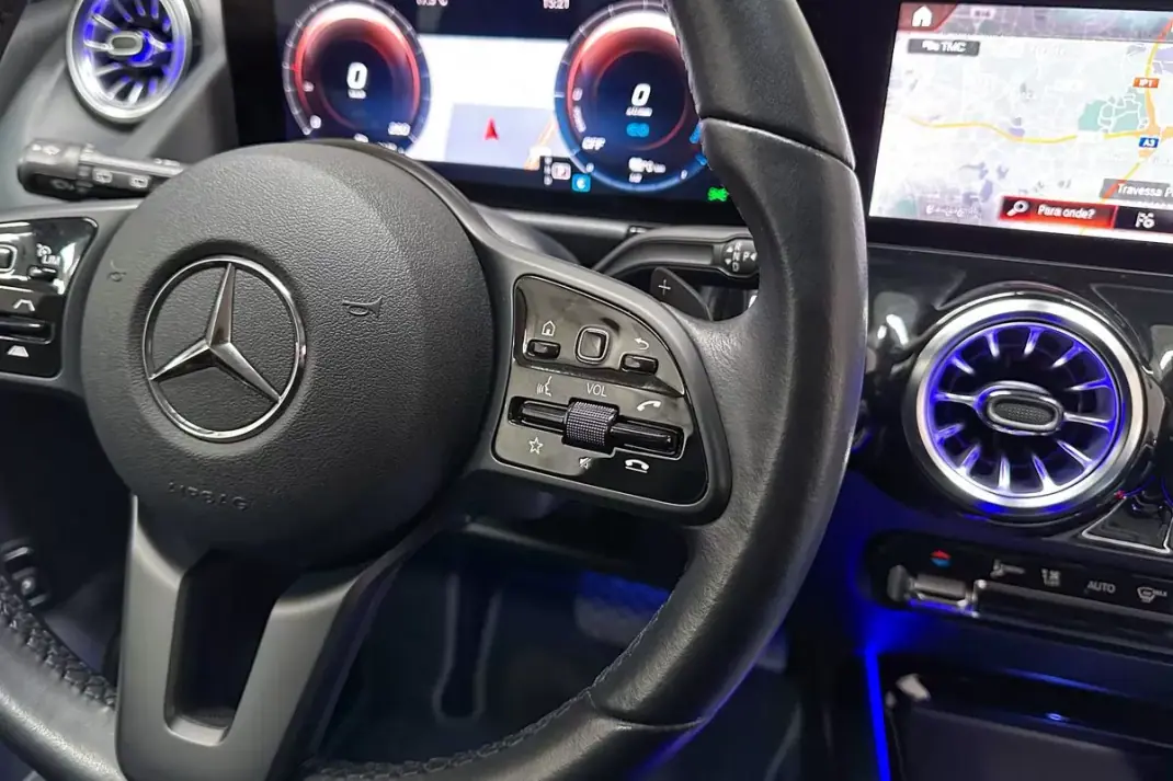 Mercedes-Benz GLA 250 2022 - 32450 EUR, 49303 km - AUTO.MOTO.pt - 49303km - foto 47 de 55