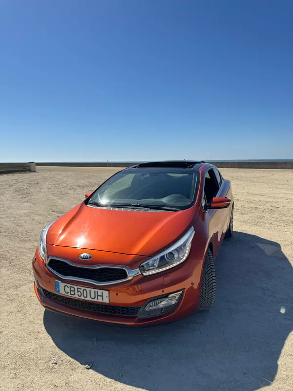 Kia Ceed 2014 — foto 2 de 15