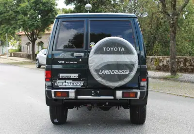 Toyota Land Cruiser 1994 - 31900 EUR, 237000 km - AUTO.MOTO.pt - 237000km - foto 8 de 40