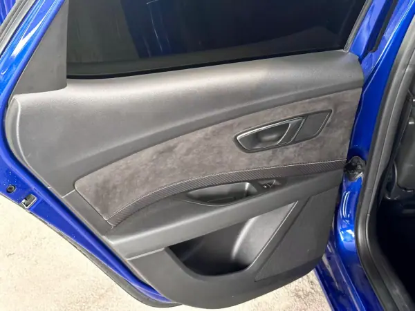 SEAT Leon 2018 - 38900 EUR, 86518 km - AUTO.MOTO.pt - 86518km - foto 14 de 32