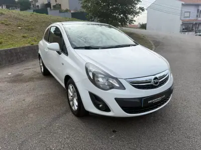 Opel Corsa 2014 - 6450 EUR, 161000 km - AUTO.MOTO.pt - 161000km - foto 3 de 22