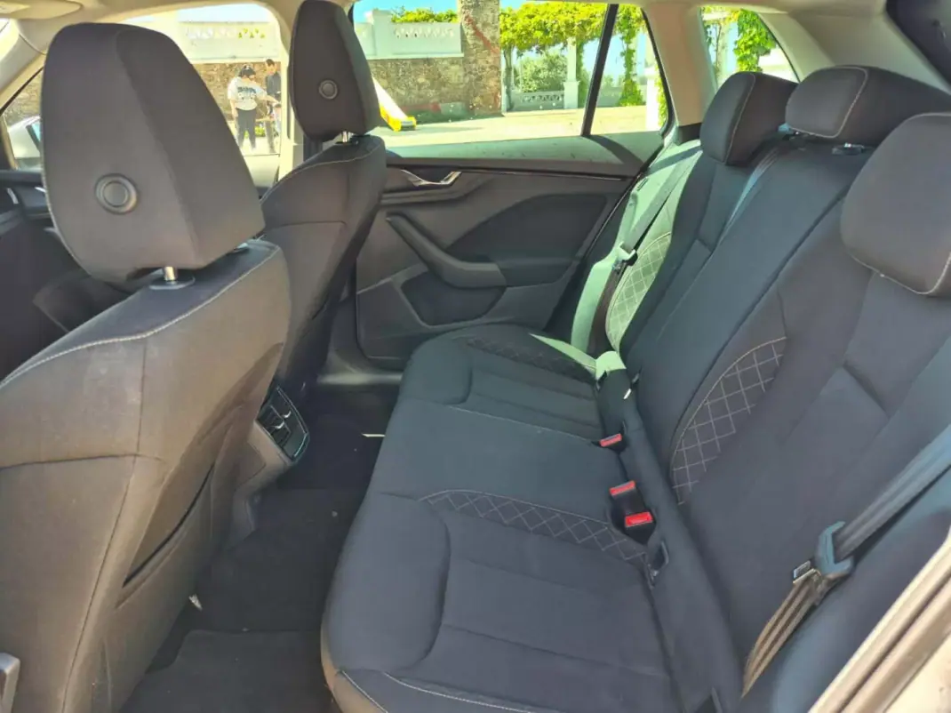 Skoda Kamiq 2023 - 18900 EUR, 24682 km - AUTO.MOTO.pt - 24682km - foto 15 de 20