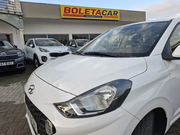 Hyundai i10 2023 - 14750 EUR, 61600 km - AUTO.MOTO.pt - 61600km - foto 11 de 28