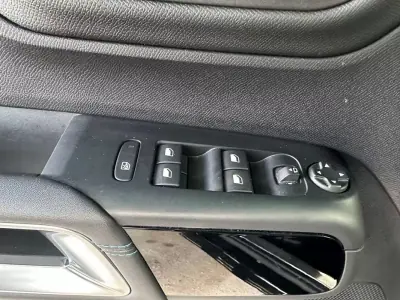 Citroën C5 Aircross 2022 - 23900 EUR, 56164 km - AUTO.MOTO.pt - 56164km - foto 17 de 19