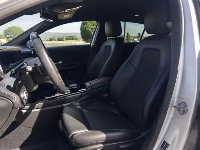 Mercedes-Benz A 180 2019 - 20990 EUR, 161000 km - AUTO.MOTO.pt - 161000km - foto 27 de 30