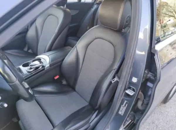 Mercedes-Benz C 200 2015 - 12480 EUR, 333200 km - AUTO.MOTO.pt - 333200km - foto 30 de 32