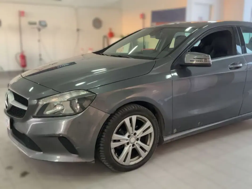 Mercedes-Benz A 180 2016 - 15995 EUR, 177800 km - AUTO.MOTO.pt - 177800km - foto 1 de 10