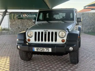 Jeep Avenger 2015 - 38600 EUR, 32000 km - AUTO.MOTO.pt - 32000km - foto 2 de 15