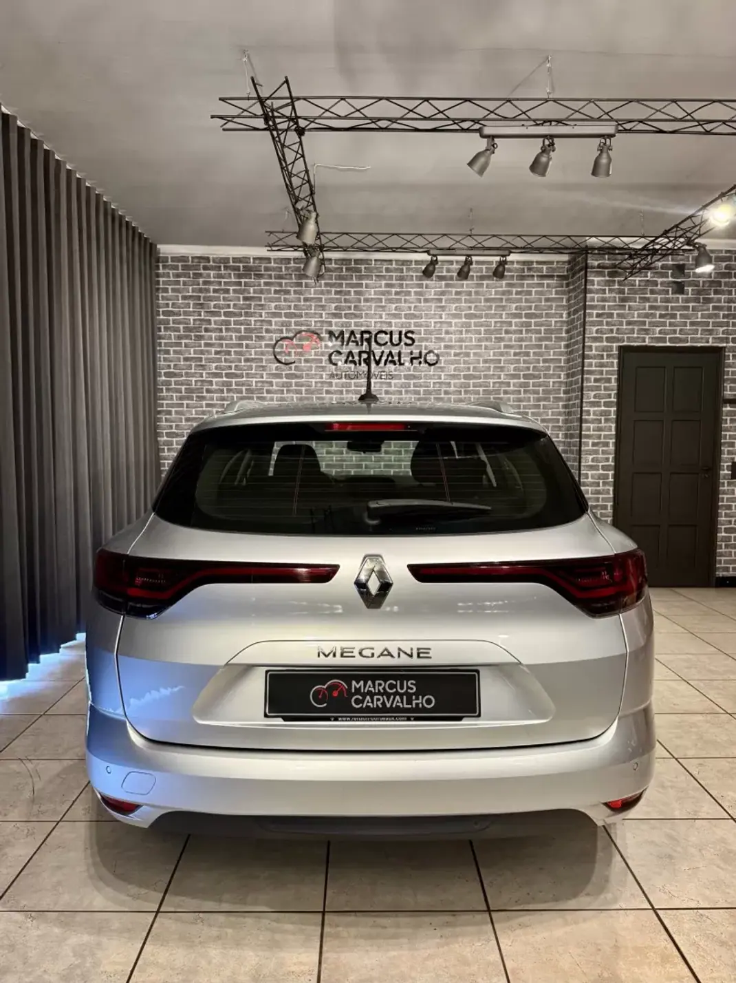 Renault Mégane Sport Tourer 2020 - 12990 EUR, 105000 km - 105000km - foto 5 de 15