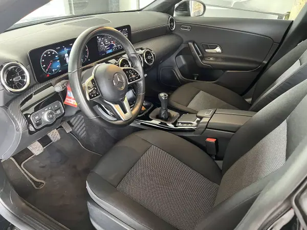 Mercedes-Benz CLA 180 2020 - 24600 EUR, 100563 km - AUTO.MOTO.pt - 100563km - foto 6 de 25