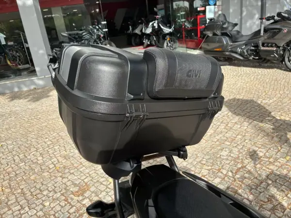Honda NC750X 2017 - 4850 EUR, 57483 km - AUTO.MOTO.pt - 57483km - foto 8 de 14