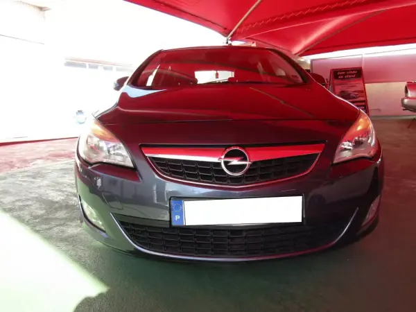 Opel Astra 1.7 CDTi Enjoy 2010 Diesel