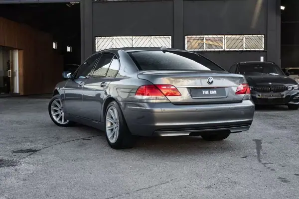 BMW 730 2005 - 16900 EUR, 164000 km - AUTO.MOTO.pt - 164000km - foto 5 de 22