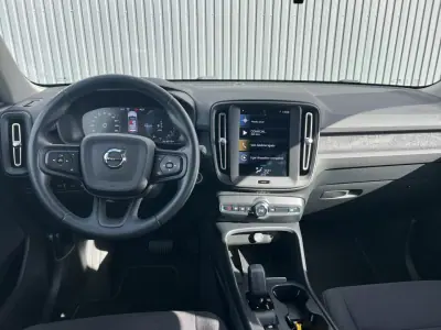 Volvo XC 40 2023 - 36900 EUR, 49663 km - AUTO.MOTO.pt - 49663km - foto 11 de 19