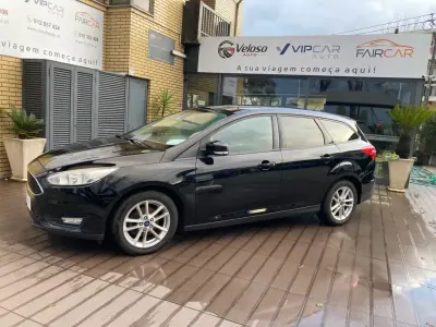 Ford Focus SW 2017 - 9980 EUR, 125000 km - AUTO.MOTO.pt - 125000km - foto 2 de 15
