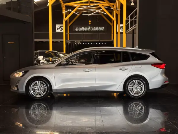 Ford Focus SW 2020 - 13990 EUR, 155200 km - 155200km - foto 4 de 26