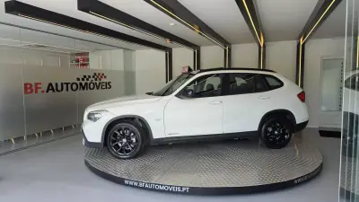 BMW X1 2009 - 13900 EUR, 234438 km - AUTO.MOTO.pt - 234438km - foto 13 de 59