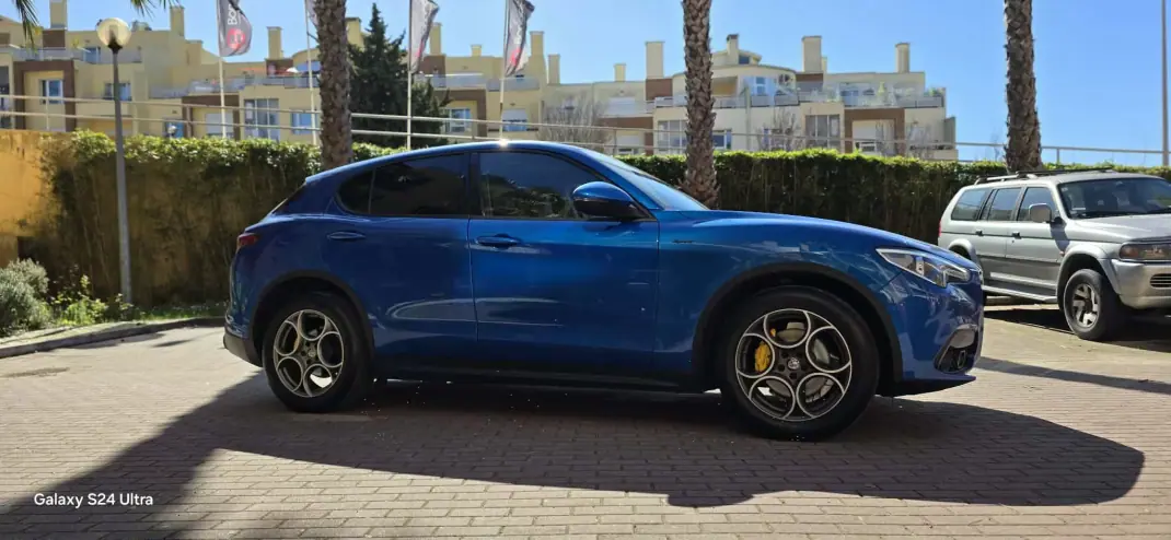 Alfa Romeo Stelvio 2022 - 39480 EUR, 60000 km - AUTO.MOTO.pt - 60000km - foto 5 de 17