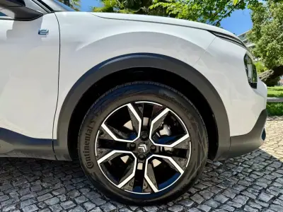 Citroën e-C4 2023 - 19890 EUR, 33850 km - AUTO.MOTO.pt - 33850km - foto 34 de 39